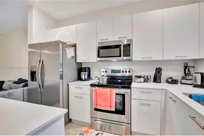 12210 NW 24th Pl, Miami, FL 33167 - Photo 17
