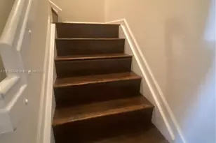 11603 NW 89th St, Doral, FL 33178 - Photo 13