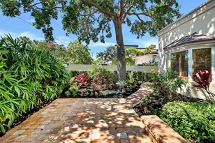 325 Bontona Ave, Fort Lauderdale, FL 33301 - Photo 29