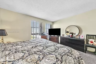 2351 Douglas Rd #1204, Miami, FL 33145 - Photo 15