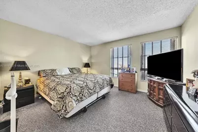 2351 Douglas Rd #1204, Miami, FL 33145 - Photo 13