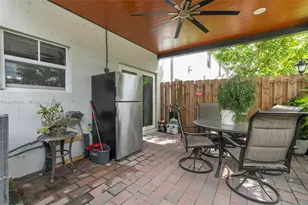 504 NE 1st Dr, Florida City, FL 33034 - Photo 11
