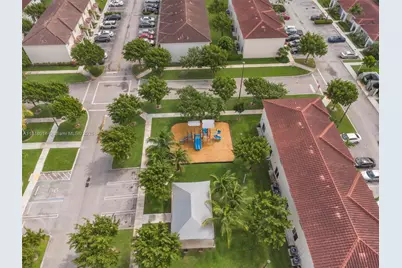 504 NE 1st Dr, Florida City, FL 33034 - Photo 17