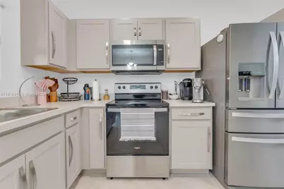 504 NE 1st Dr, Florida City, FL 33034 - Photo 7