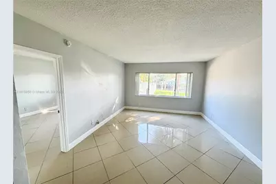 251 SE 6th Ave #3, Pompano Beach, FL 33060 - Photo 3