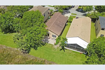 1585 SE 20th Rd, Homestead, FL 33035 - Photo 21