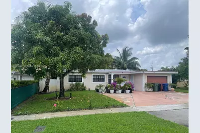 451 E Dayton Cir, Fort Lauderdale, FL 33312 - Photo 1