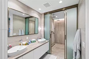 5775 Collins Ave, Miami Beach, FL 33140 - Photo 57