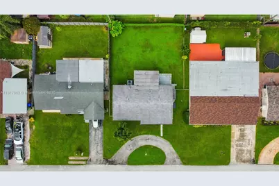 1160 NW 79th Ter, Pembroke Pines, FL 33024 - Photo 19