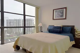 800 Parkview Dr, Hallandale Beach, FL 33009 - Photo 17