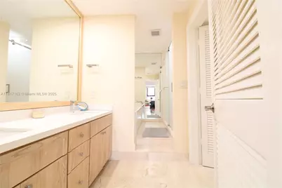 151 Crandon Blvd #702, Key Biscayne, FL 33149 - Photo 17