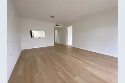 9350 Fontainebleau Blvd #609, Miami, FL 33172 - Photo 5