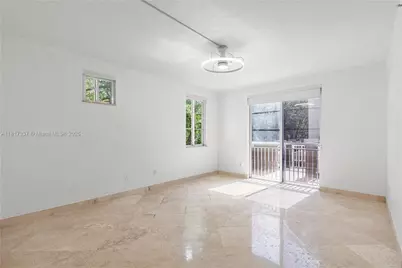 100 Meridian Ave #216, Miami Beach, FL 33139 - Photo 27