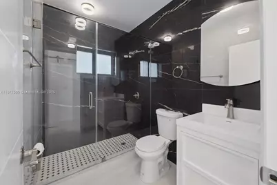 326 SW 20th Rd, Miami, FL 33129 - Photo 23