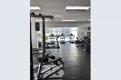 5601 Collins Ave #923, Miami Beach, FL 33140 - Photo 47