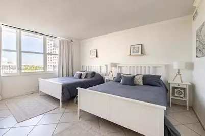 5601 Collins Ave #923, Miami Beach, FL 33140 - Photo 29