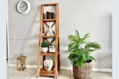 5601 Collins Ave #923, Miami Beach, FL 33140 - Photo 23