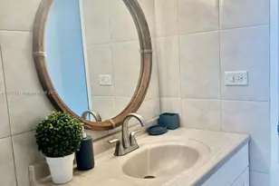 5601 Collins Ave, Miami Beach, FL 33140 - Photo 27