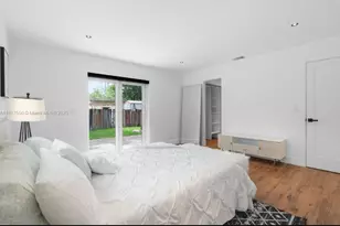 309 SE 3rd Ave, Hallandale Beach, FL 33009 - Photo 15