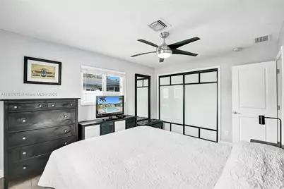 837 NW 10th Ave, Dania Beach, FL 33004 - Photo 41