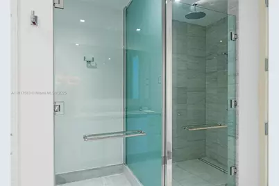 16901 Collins Ave #902, Sunny Isles Beach, FL 33160 - Photo 19