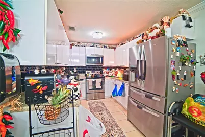 10471 SW 174th Ter, Miami, FL 33157 - Photo 17
