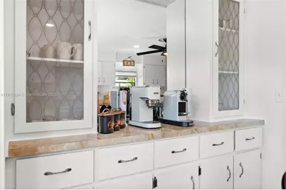 648 E Palm Dr, Marco Island, FL 34140 - Photo 11