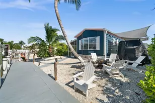648 E Palm Dr, Marco Island, FL 34140 - Photo 31