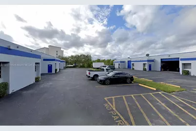 13552 SW 129th St, Miami, FL 33186 - Photo 3