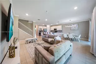 8160 NW 78th St, Tamarac, FL 33321 - Photo 17