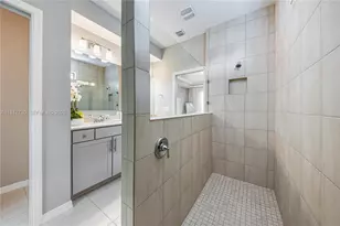 8160 NW 78th St, Tamarac, FL 33321 - Photo 25