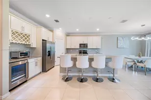 8160 NW 78th St, Tamarac, FL 33321 - Photo 3