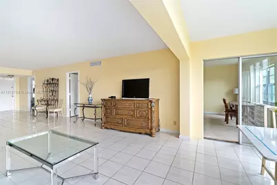 4500 Gefion Ct #304, Lake Worth, FL 33467 - Photo 9