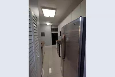 6061 Collins Ave #4B, Miami Beach, FL 33140 - Photo 7