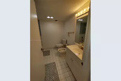 6061 Collins Ave #4B, Miami Beach, FL 33140 - Photo 23