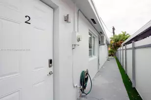 1647 NW 29th Ave, Miami, FL 33125 - Photo 5