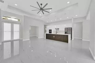 2807 40th St W, Lehigh Acres, FL 33971 - Photo 11