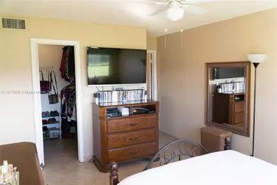 9820 S Hollybrook Lake Dr #106, Pembroke Pines, FL 33025 - Photo 11
