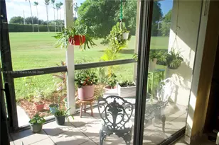 9820 S Hollybrook Lake Dr, Pembroke Pines, FL 33025 - Photo 1