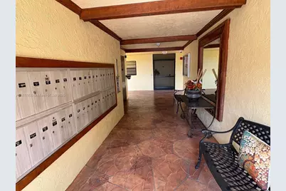 23385 S Barwood Ln S #408, Boca Raton, FL 33428 - Photo 17