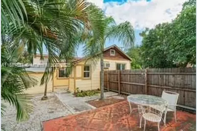 1416 N 2nd Ave N, Lake Worth, FL 33460 - Photo 9