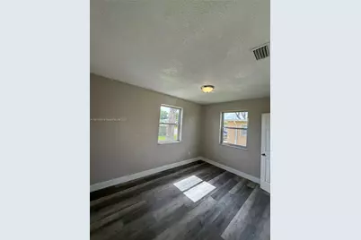 14940 Monroe  St, Miami, FL 33176 - Photo 9