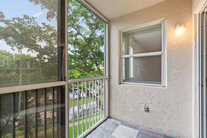 9511 Weldon Cir #G406, Tamarac, FL 33321 - Photo 15