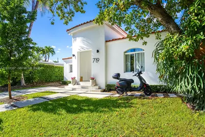 719 W 51st St, Miami Beach, FL 33140 - Photo 39