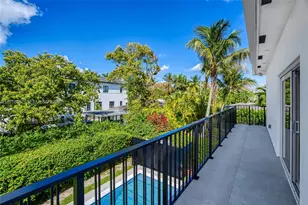 719 W 51st St, Miami Beach, FL 33140 - Photo 43