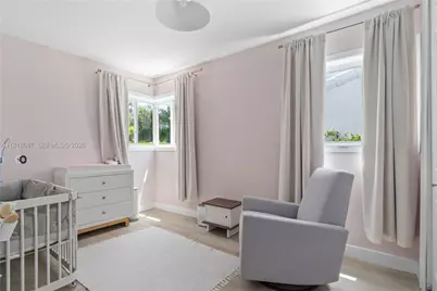 719 W 51st St, Miami Beach, FL 33140 - Photo 21