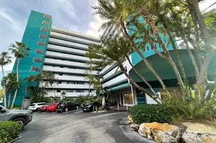 1700 NW N River Dr, Miami, FL 33125 - Photo 1