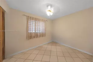 7517 N Augusta Dr, Hialeah, FL 33015 - Photo 15