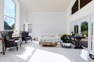 3736 SW 107th Ct, Miami, FL 33165 - Photo 3
