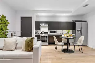 398 NE 5th St, Miami, FL 33132 - Photo 7